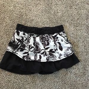 Lululemon running skirt